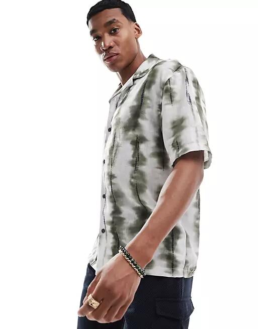 Pull & Bear dye printed shirt in khaki-Green Cover