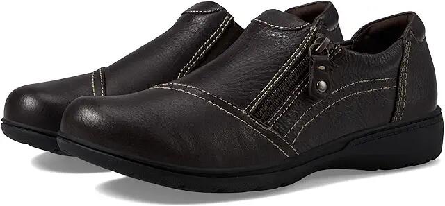 Clarks Carleigh Ray (Dark Brown) Women's Flat Shoes Cover