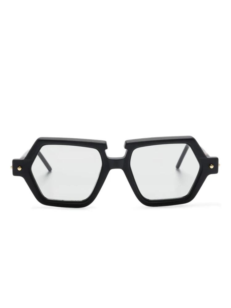 Kuboraum P19 geometric-frame sunglasses - Black Cover