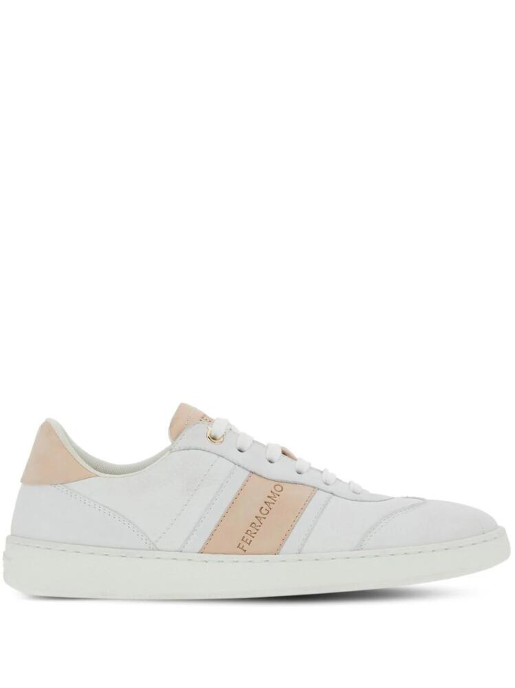 Ferragamo debossed-logo low-top sneakers - Neutrals Cover