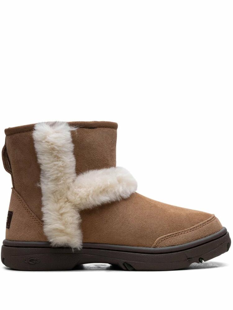 UGG Sunburst Mini "Chestnut" boots - Brown Cover