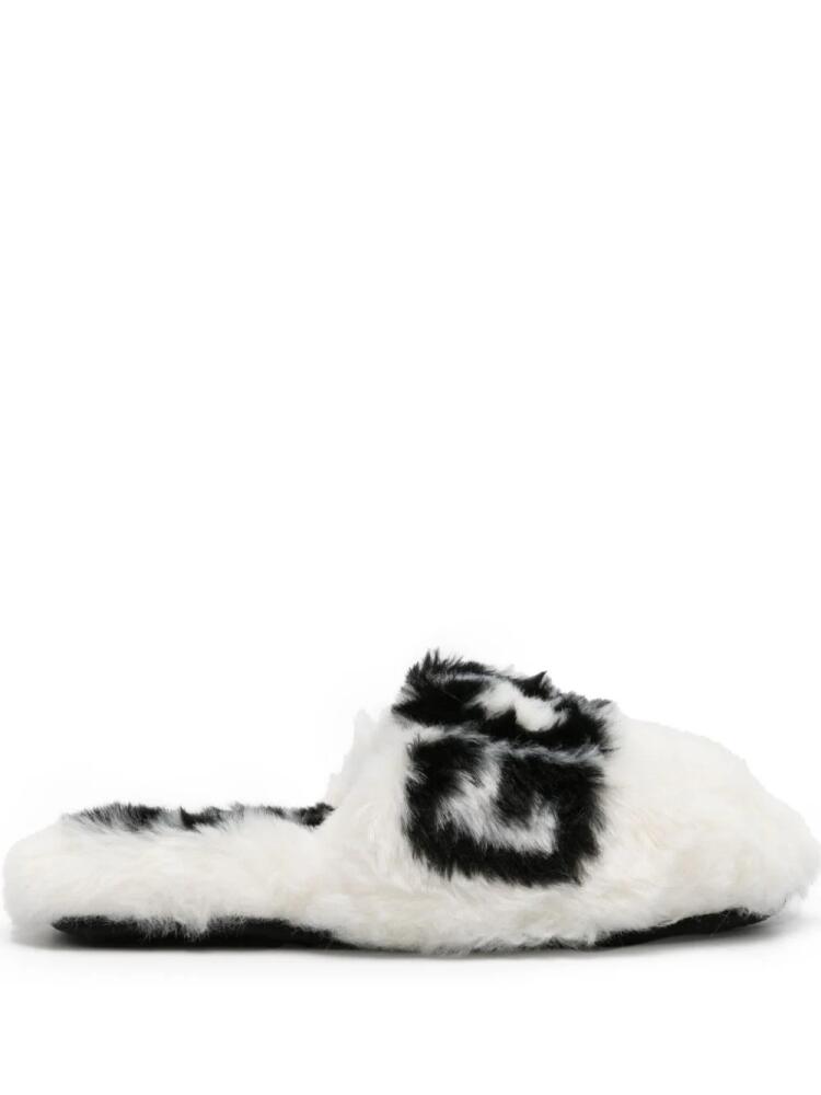 GCDS faux-fur slippers - White Cover