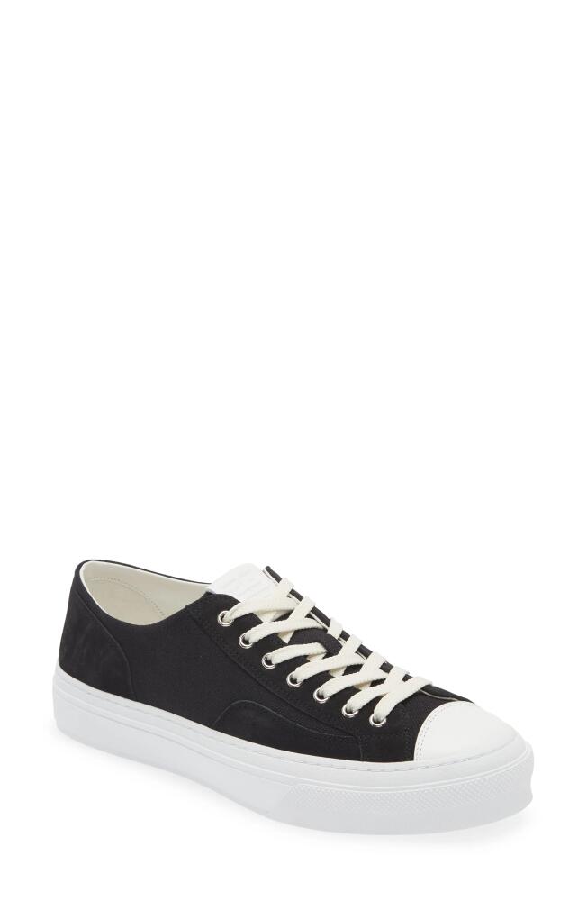 Givenchy City Low Sneaker in Black Cover