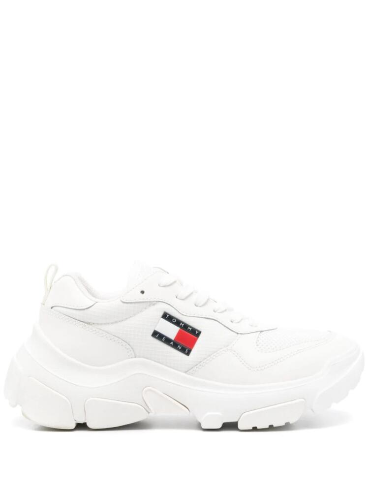 Tommy Jeans logo-appliqué sneakers - White Cover