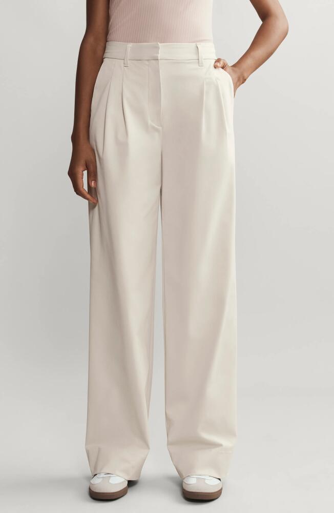 Rhone Commuter Pleat Pants in Light Sand Cover