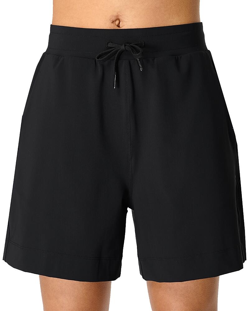 Sweaty Betty Explorer Shorts Cover