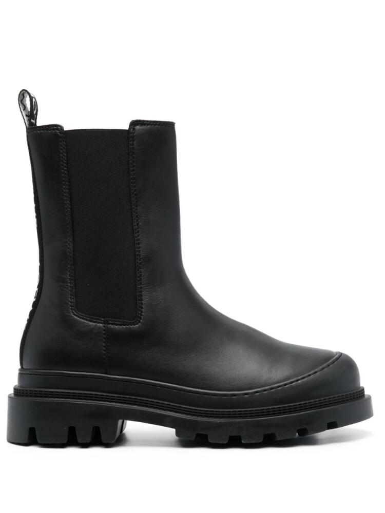 LOEWE logo-tab leather Chelsea ankle boots - Black Cover