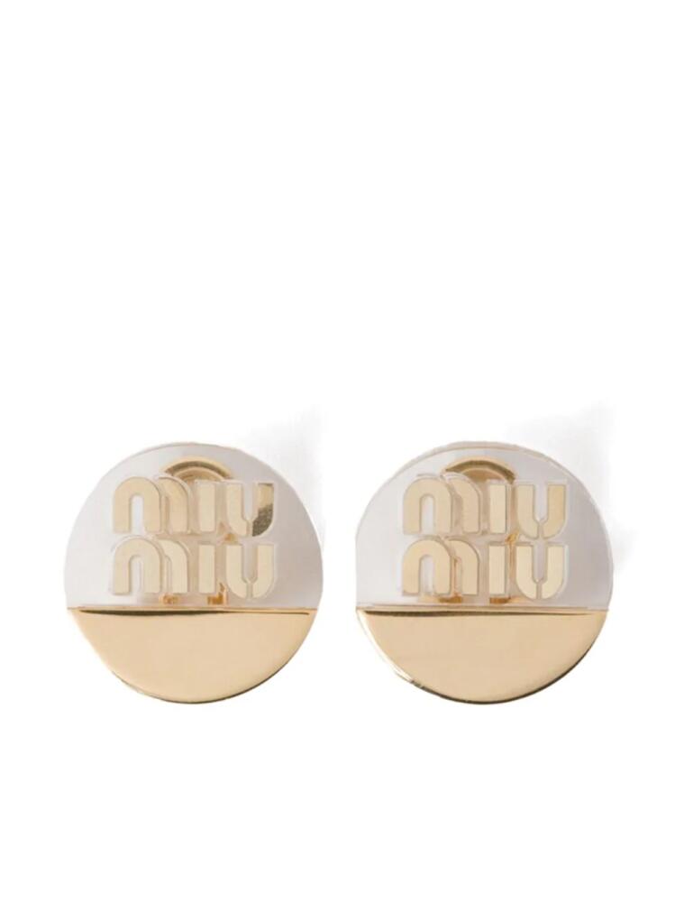 Miu Miu logo-plaque clip-on earrings - Gold Cover