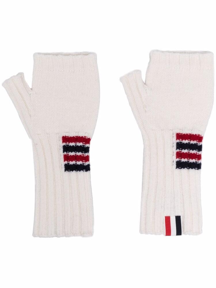 Thom Browne chunky-knit fingerless gloves - White Cover