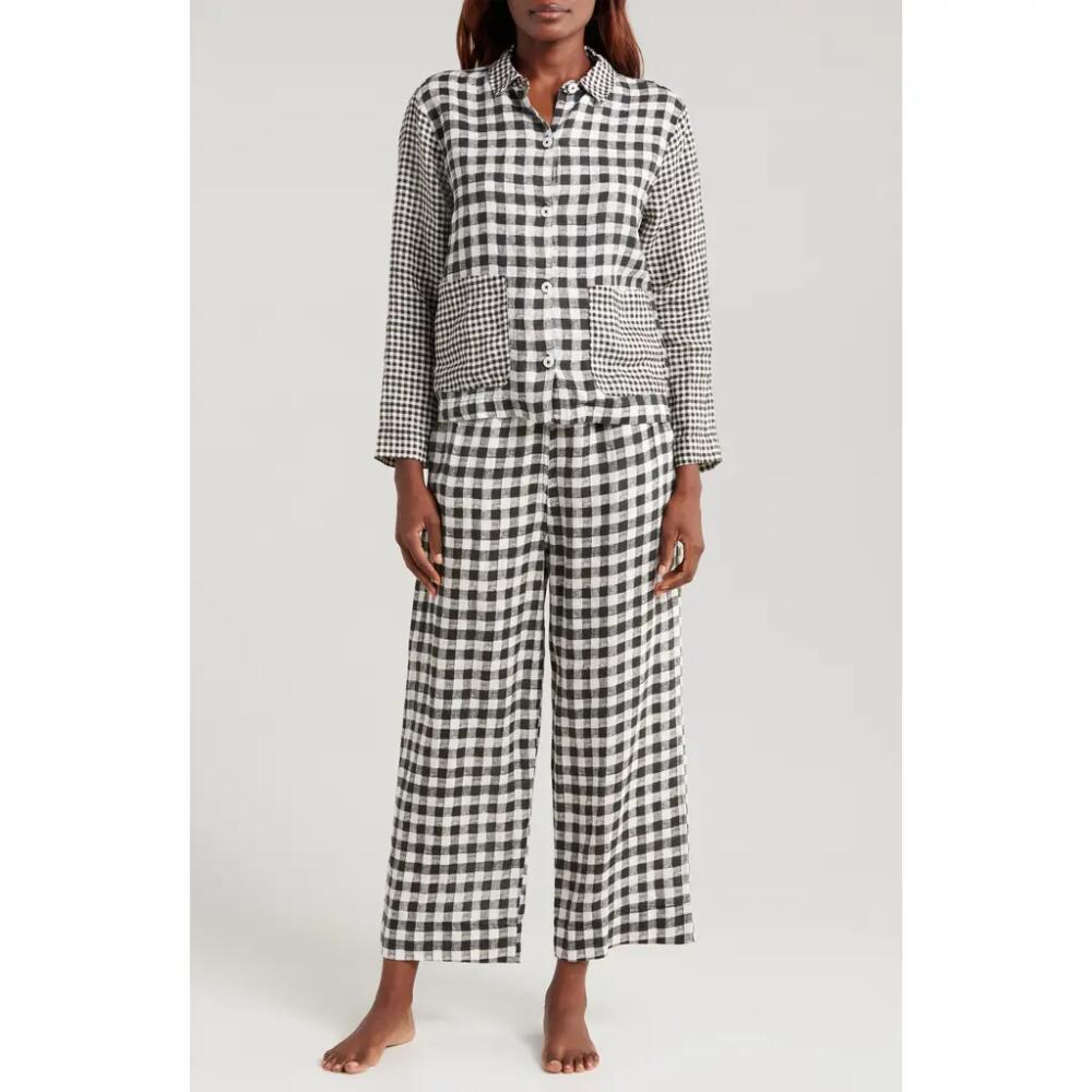 Desmond & Dempsey Long Sleeve Linen Pajamas in Gingham Linen Black/white Cover