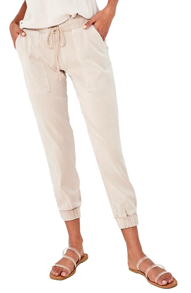 Bella Dahl Pocket Joggers in Soft Tan Cover