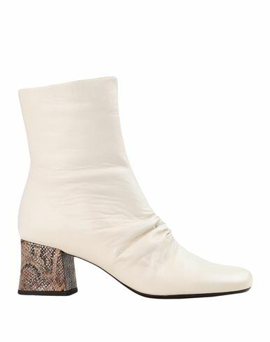 Chie Mihara Woman Ankle boots Ivory Soft Leather Cover