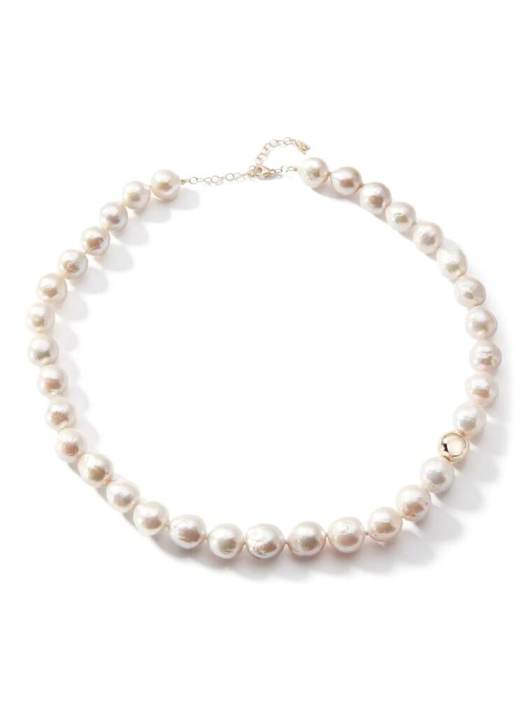 Mateo 14kt yellow gold Baroque pearl necklace - Neutrals Cover