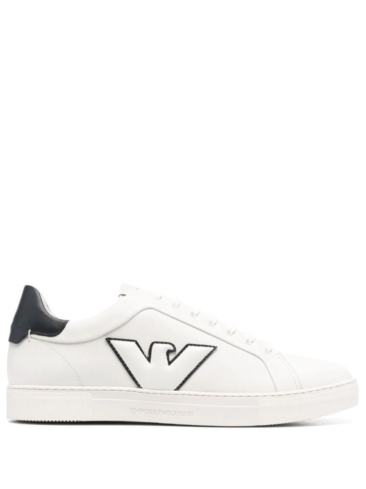 Emporio Armani logo-patch low-top sneakers - White Cover