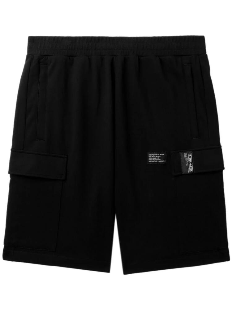 izzue logo-appliqué cotton shorts - Black Cover