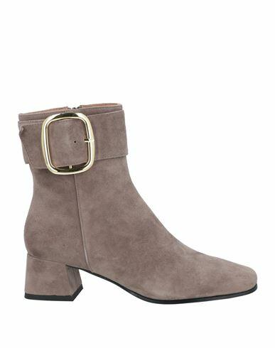 Bibi Lou Woman Ankle boots Dove grey Leather Cover