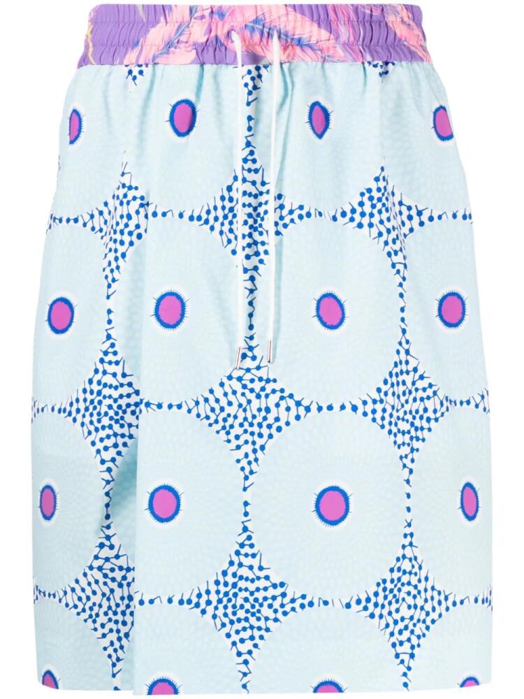 Fumito Ganryu graphic-print drawstring shorts - Blue Cover