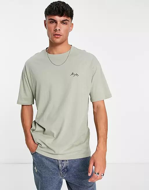 New Look mountain embroidery T-shirt in sage-Green Cover