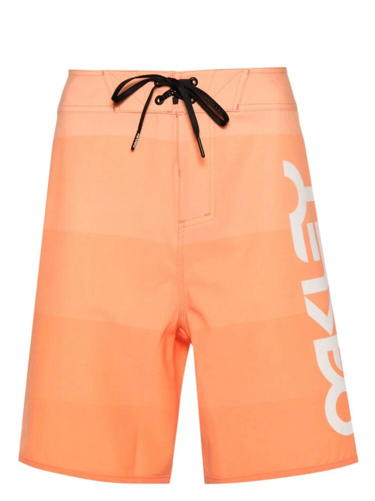 Oakley Retro Mark 19" logo-print swim shorts - Orange Cover