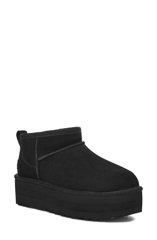 UGG(r) Classic Ultra Mini Platform Boot in Black Cover