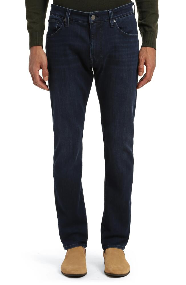 34 Heritage Courage Relaxed Straight Leg Jeans in Dark Cover