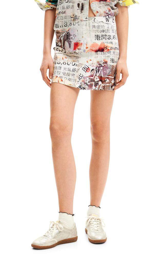 Desigual News Print Miniskirt in White Cover