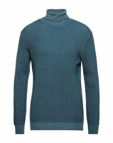 At. p.co Man Turtleneck Deep jade Virgin Wool Cover