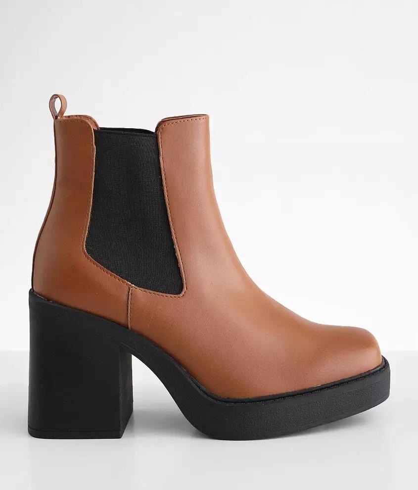 Mia Burnap Heeled Chelsea Ankle Boot Cover