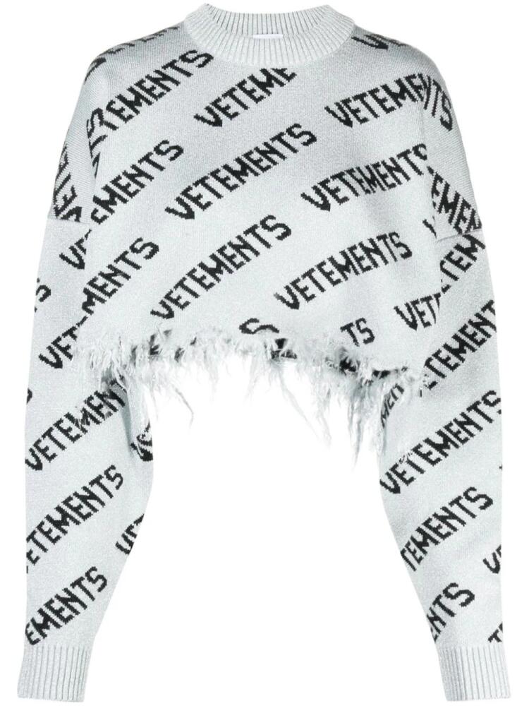 VETEMENTS frayed-hem intarsia-knit jumper - Silver Cover