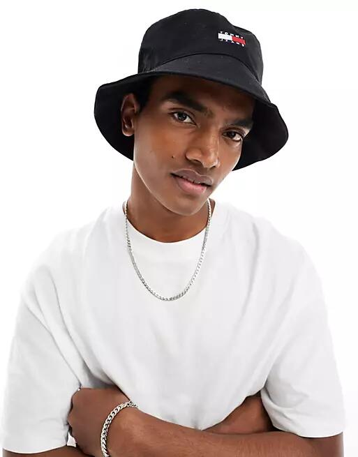 Tommy Jeans heritage bucket hat in black Cover