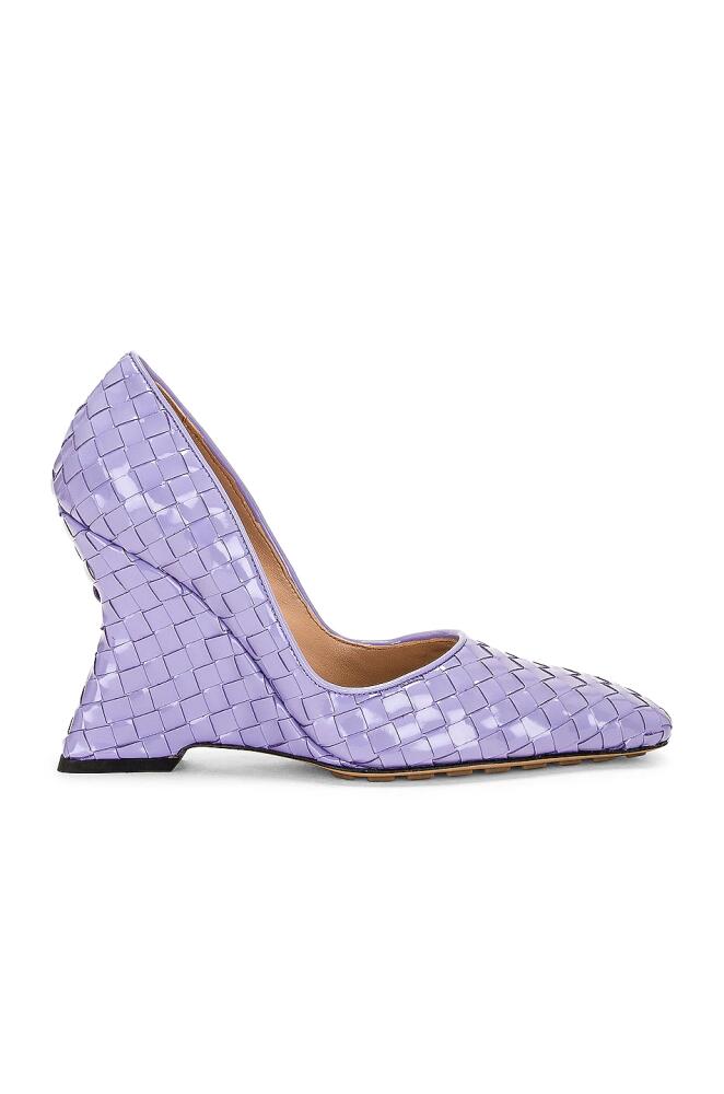 Bottega Veneta Comet Pump in Purple Cover