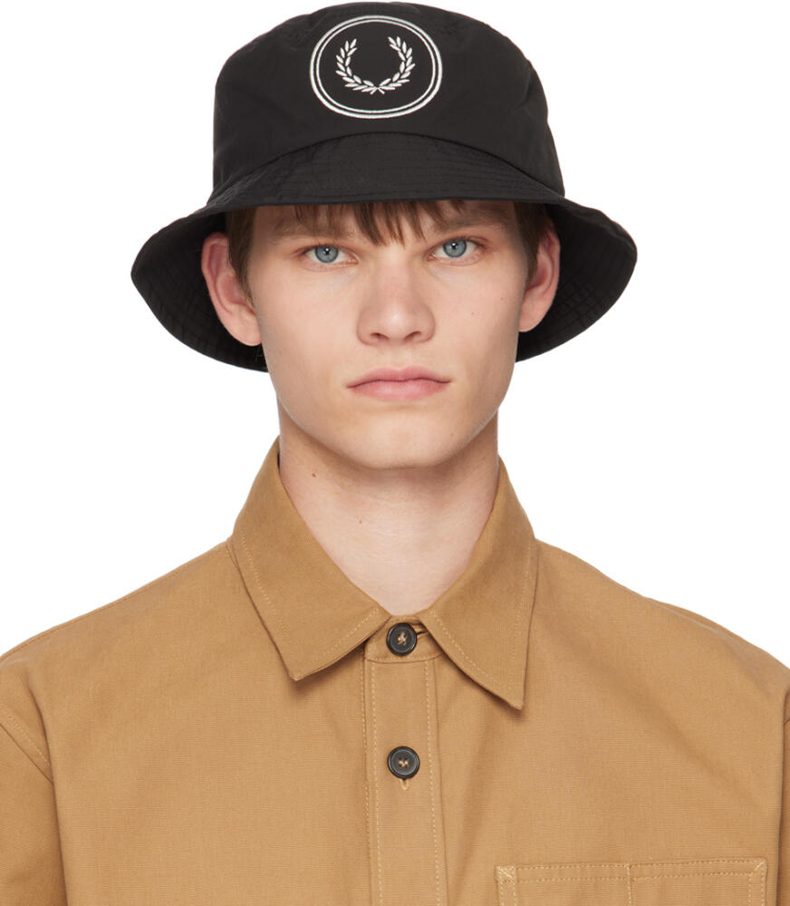 Fred Perry Black Circle Branding Bucket Hat Cover