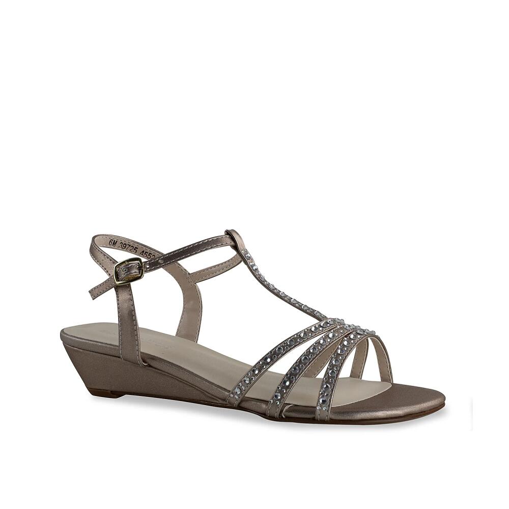 Touch Ups by Benjamin Walk Wide Width Hailey Wedge Sandal | Women's | Champagne Cover