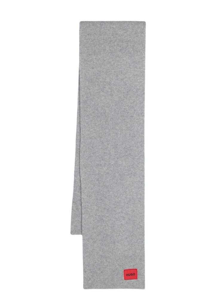 HUGO logo-patch ribbed scarf - Grey Cover