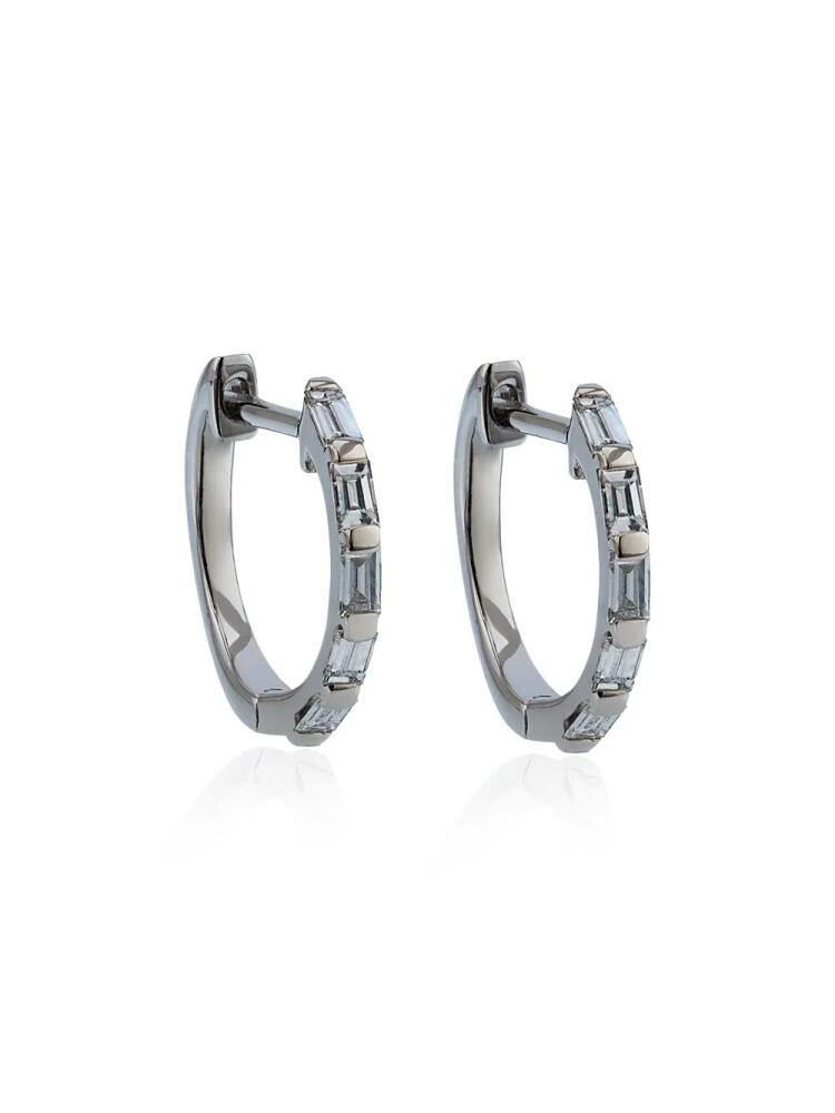 SHAY white gold mini baguette diamond earrings - Metallic Cover