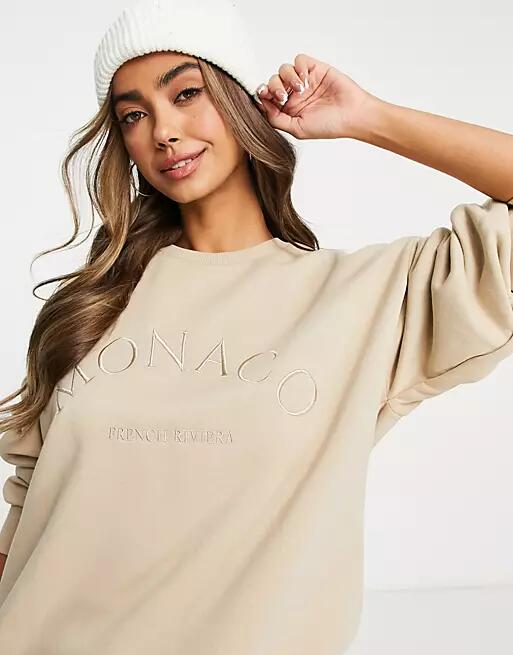 Stradivarius Monaco oversized sweatshirt in stone-Neutral Cover