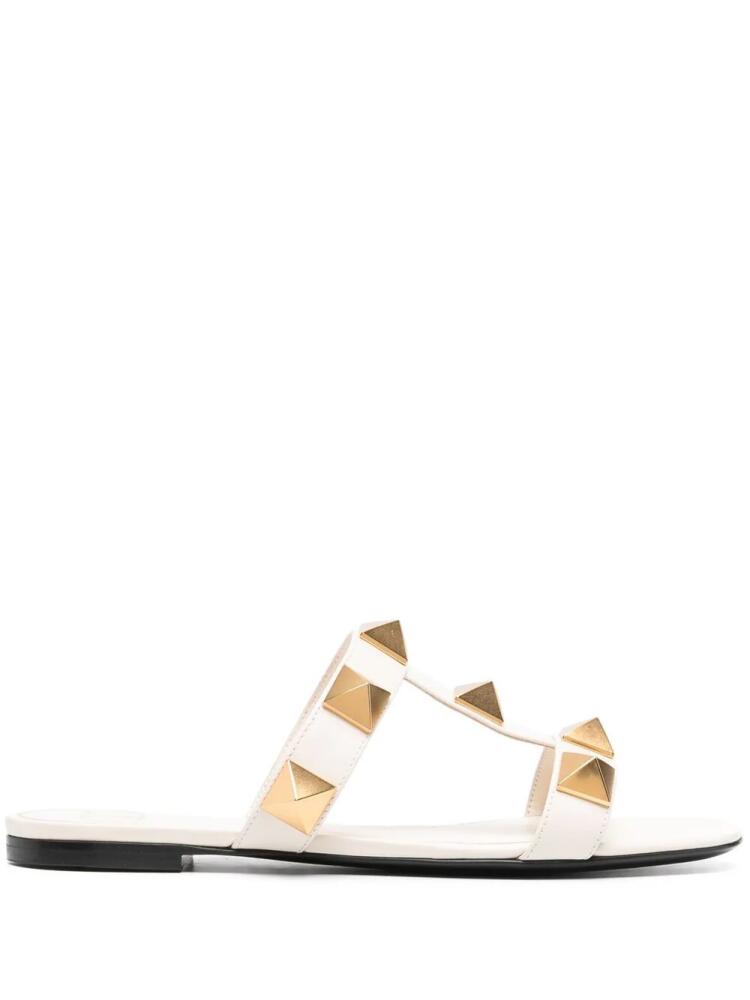 Valentino Garavani Roman Stud flat leather sandals - Neutrals Cover