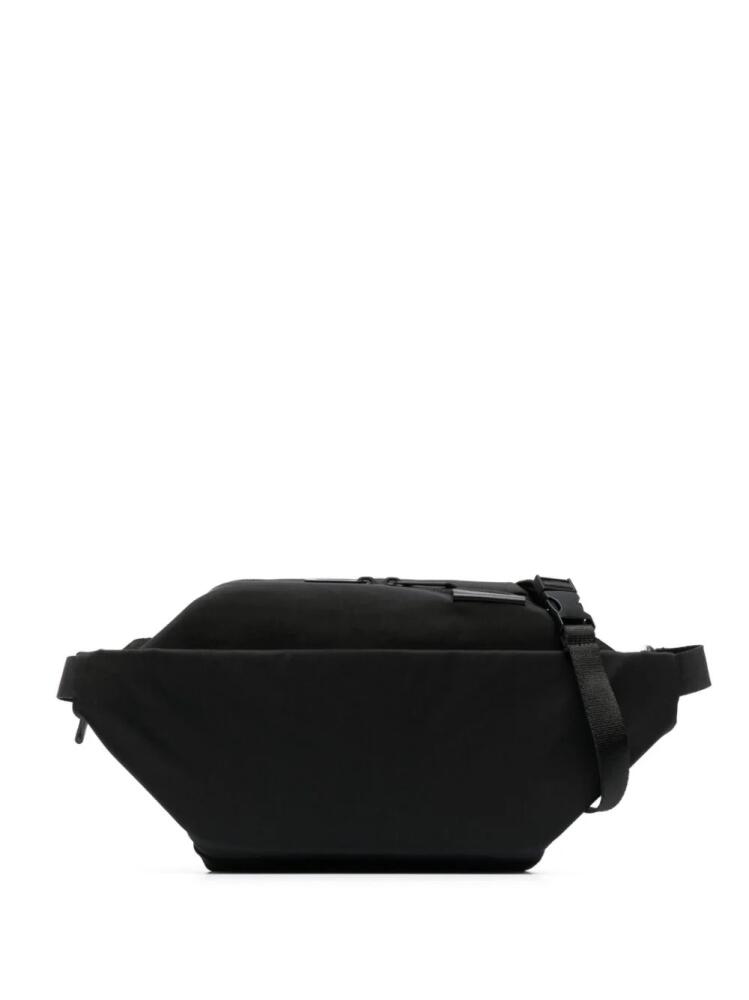 Côte&Ciel small Isarau Smooth belt bag - Black Cover