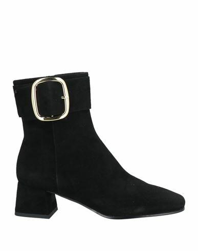 Bibi Lou Woman Ankle boots Black Leather Cover