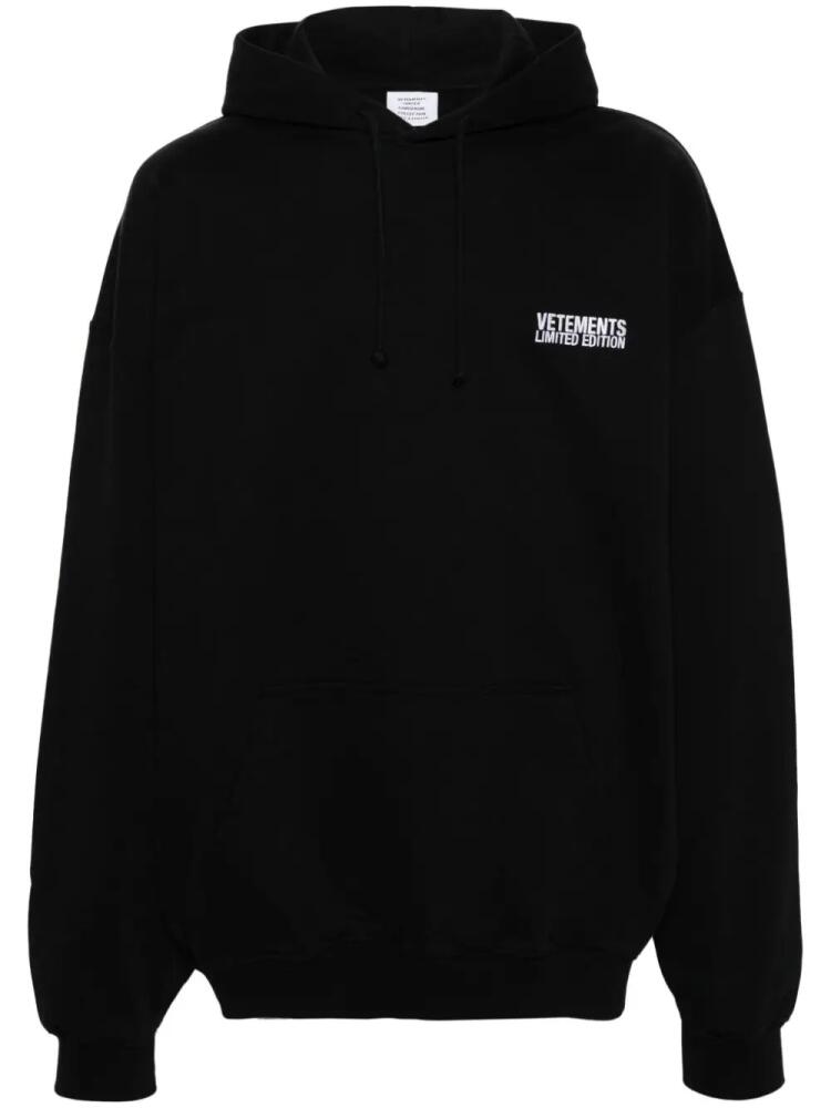 VETEMENTS logo-embroidered hoodie - Black Cover