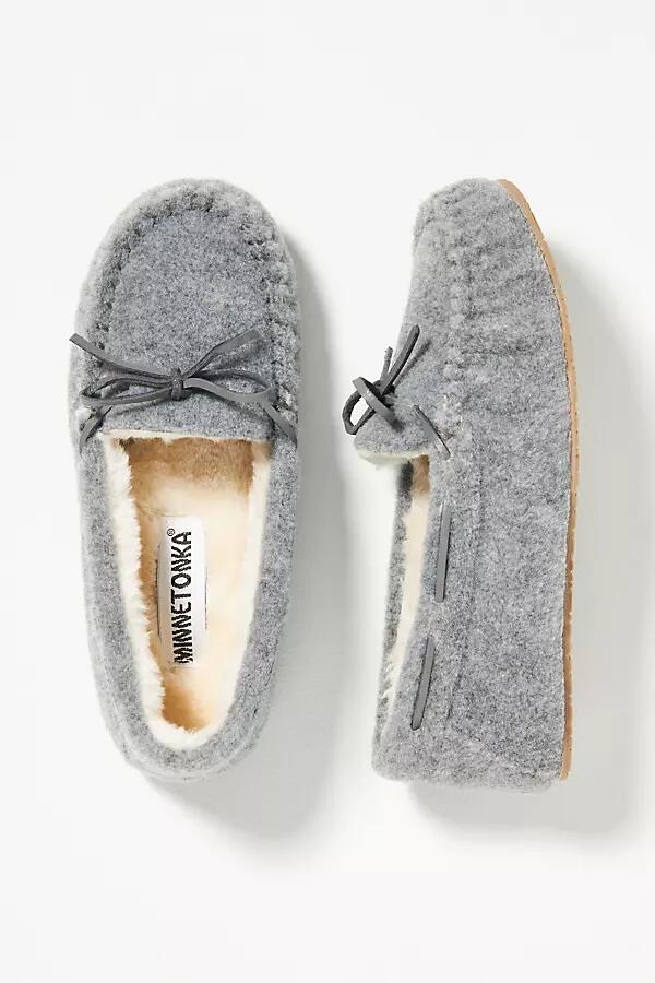 Minnetonka Comfy Moc Slippers Cover