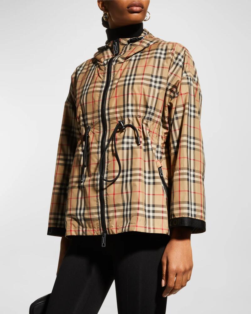 Burberry Logo Tape Vintage Check Hooded Jacket Cover