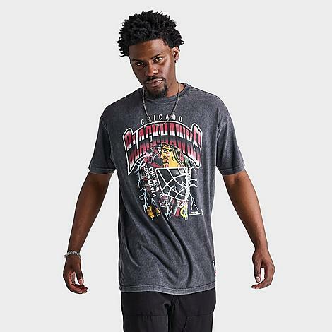 Mitchell And Ness Men's Chicago Blackhawks NHL Crease Lightning Graphic T-Shirt Cover