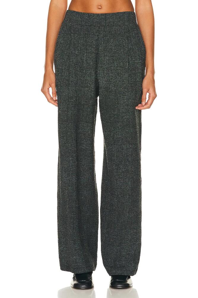 LESET Austyn Pleated Pocket Pant in Charcoal Cover