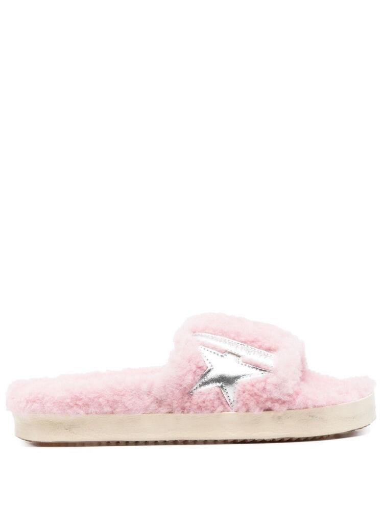 Golden Goose logo-patch shearling slides - Pink Cover