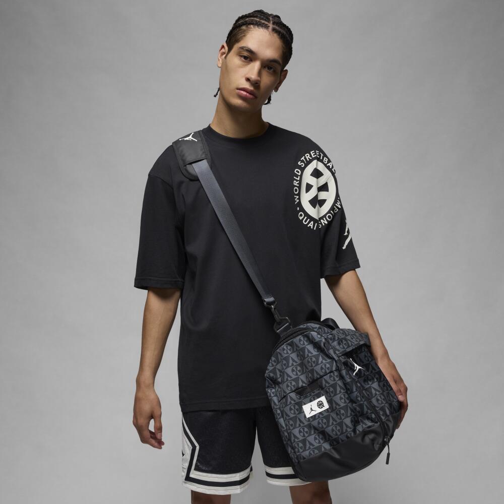 Jordan Quai 54 Duffle (60L) in Black Cover