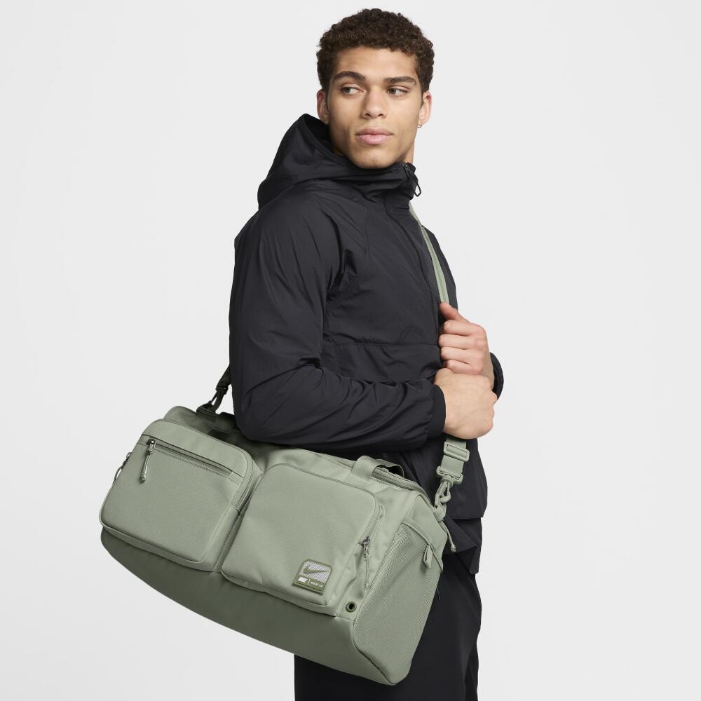 Nike Men's Utility Power 2.0 Duffel Bag (Small, 31 L) in Green Cover