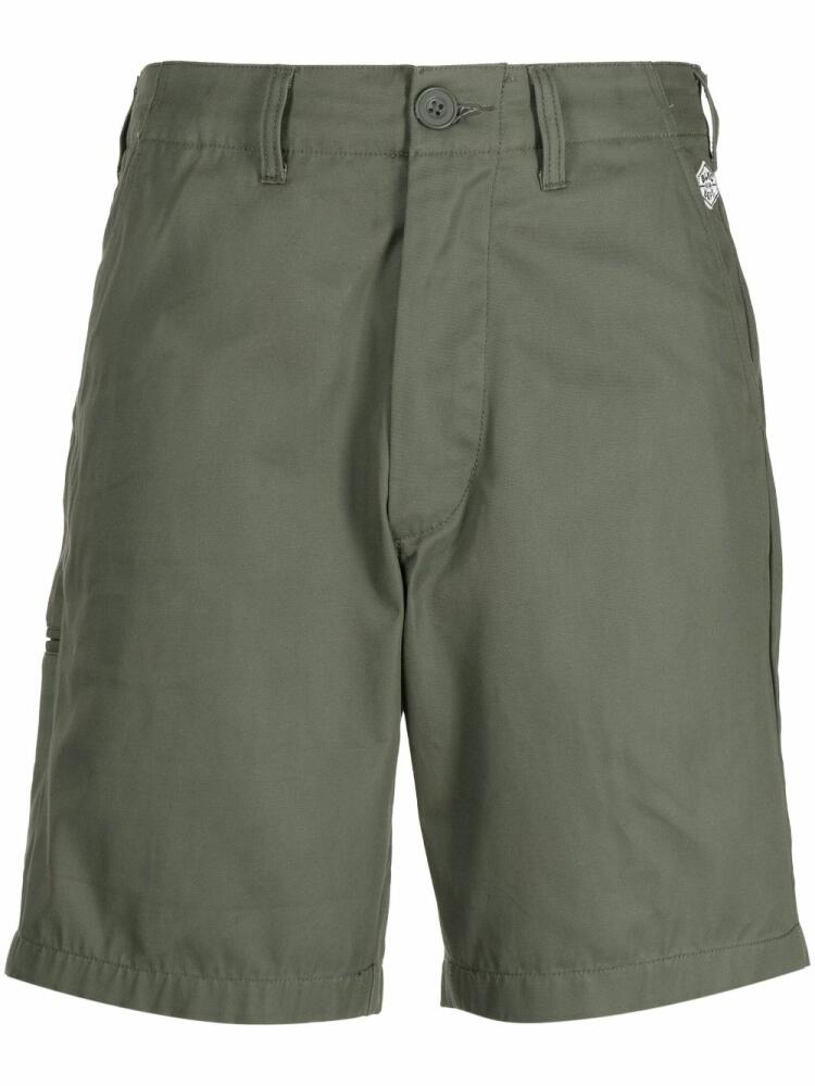 CHOCOOLATE logo-patch bermuda shorts - Green Cover