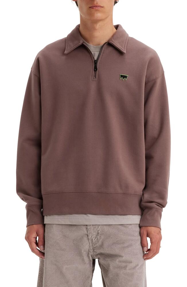 levi's Skate New Quarter Zip Top in Peppercorn Cover