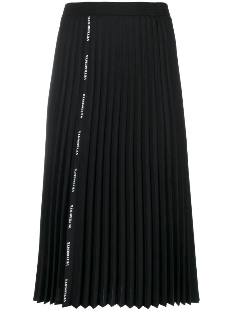 VETEMENTS knee-length pleated skirt - Black Cover